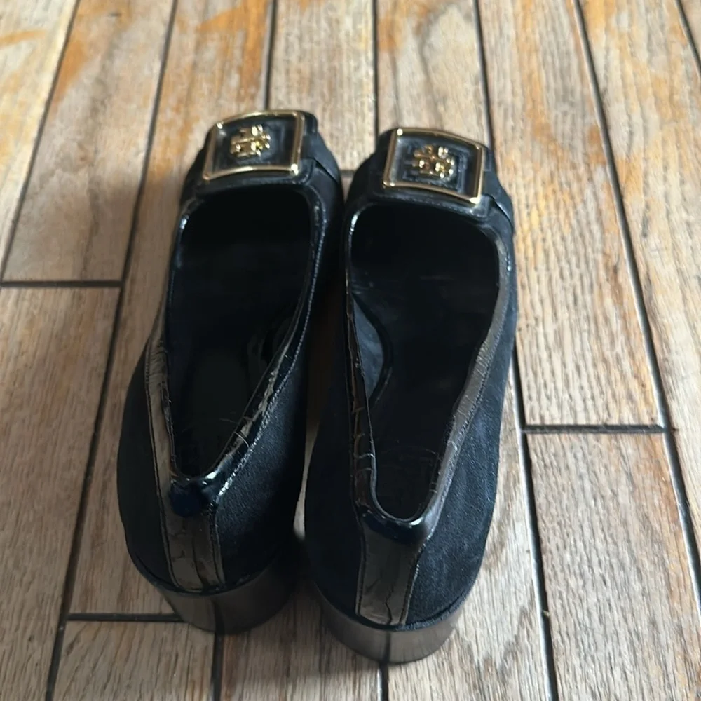 Tory Burch Julian Suede Chunky Block Heel Pumps in Black Size 6